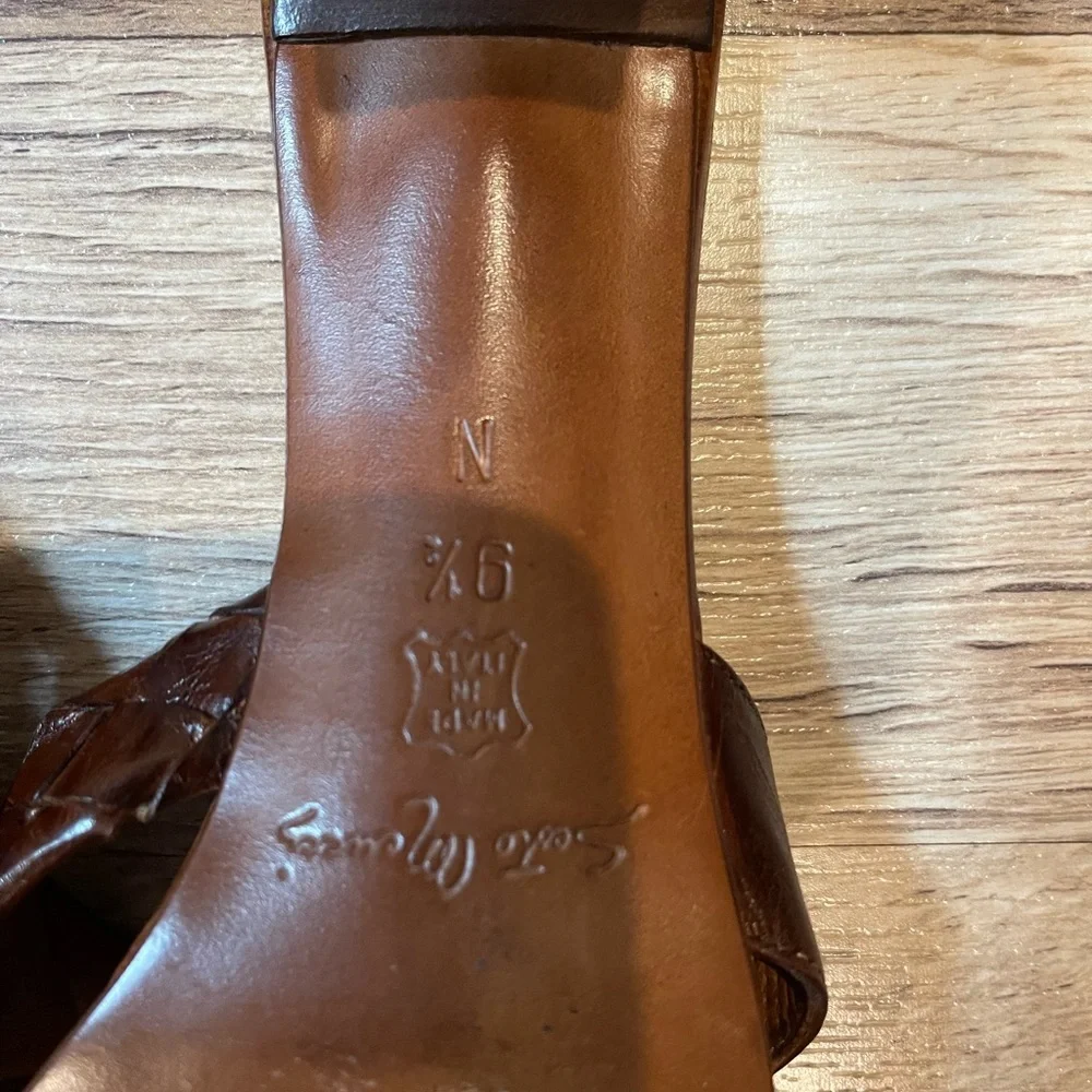 Sesto Meucci Leather Brown Mules with Elegant Criss-Cross Straps - Picture 6 of 7